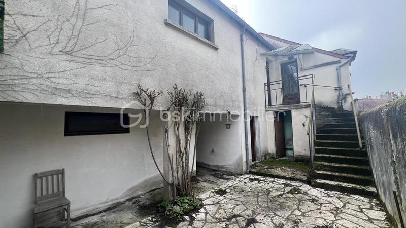 Maison ancienne - 147 m² - 7 pièces