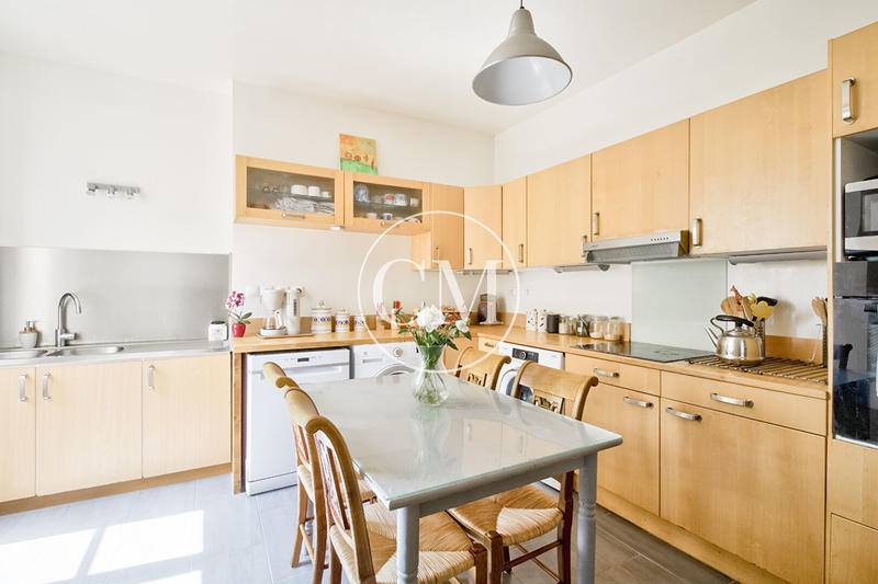 Appartement - 121 m² - 5 pièces