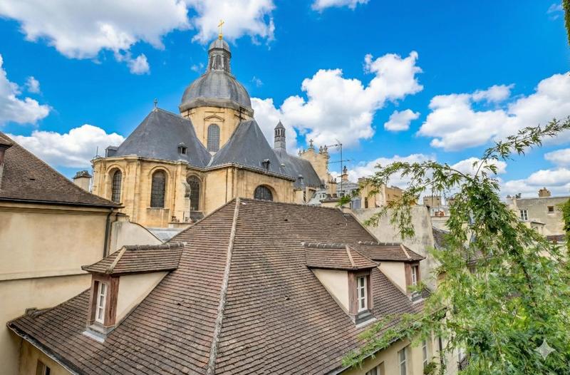 Bureau - 573 m² - 31 pièces