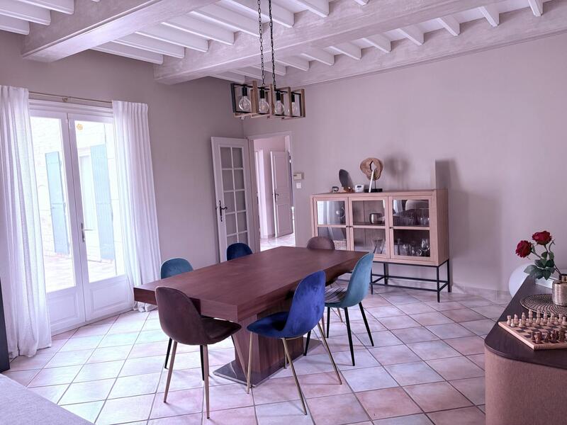 Villa - 167 m² - 7 pièces