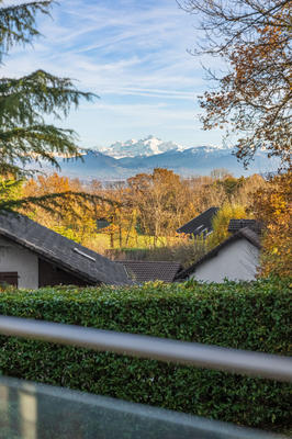 Maison - 244 m² - 6 pièces