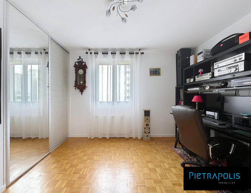 Appartement - 70 m² - 3 pièces