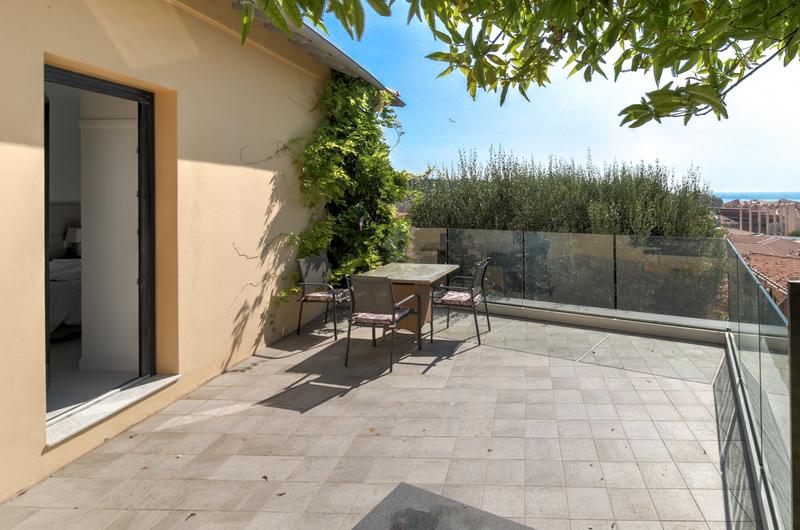 Maison - 211 m² - 8 pièces