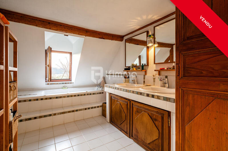 Maison - 189 m² - 7 pièces