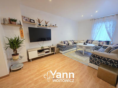 Maison - 350 m² - 11 pièces