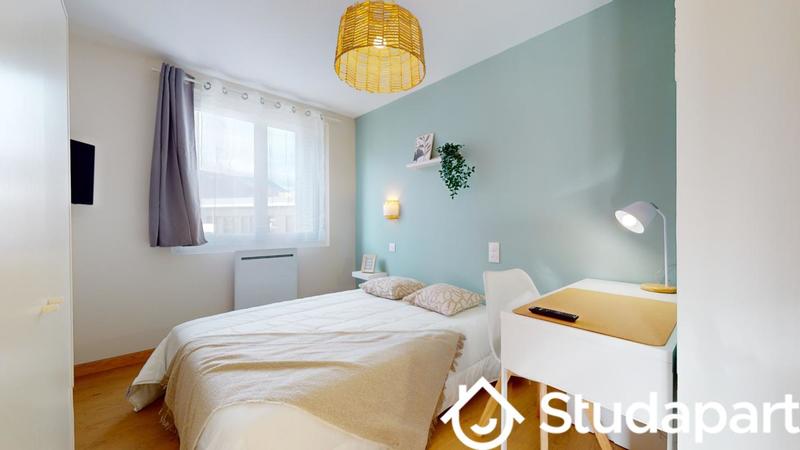 Chambre - 9 m² - 1 pièce