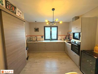 Maison - 85 m² - 3 pièces