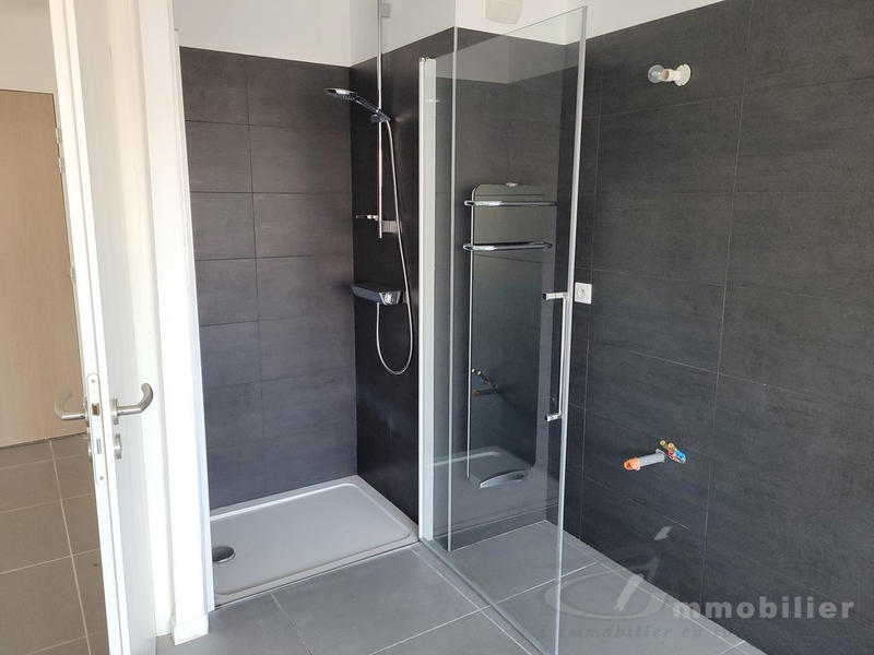 Appartement - 85 m² - 3 pièces