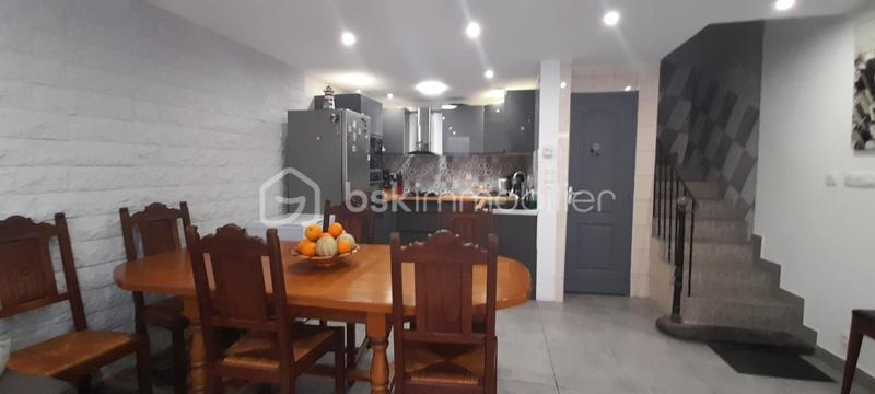 Maison de ville - 93 m² - 4 pièces