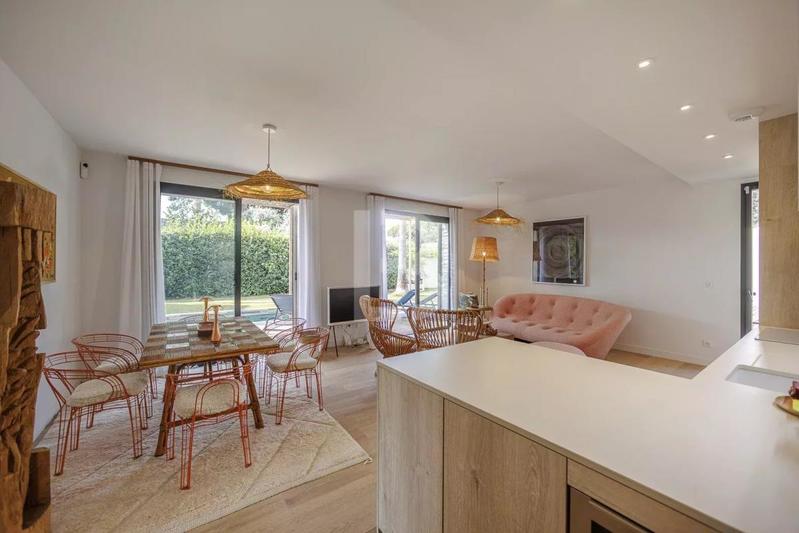 Villa - 163 m² - 5 pièces