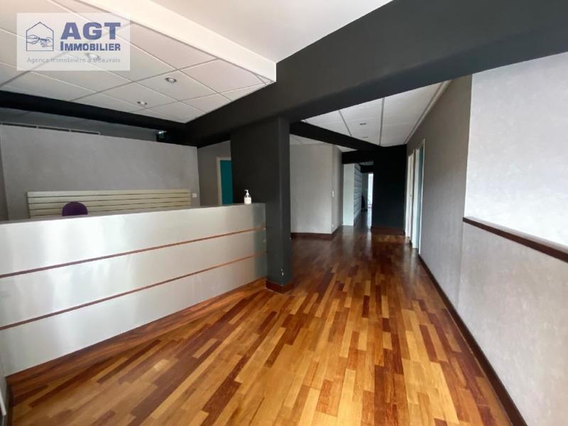 Local commercial - 345 m² - 12 pièces