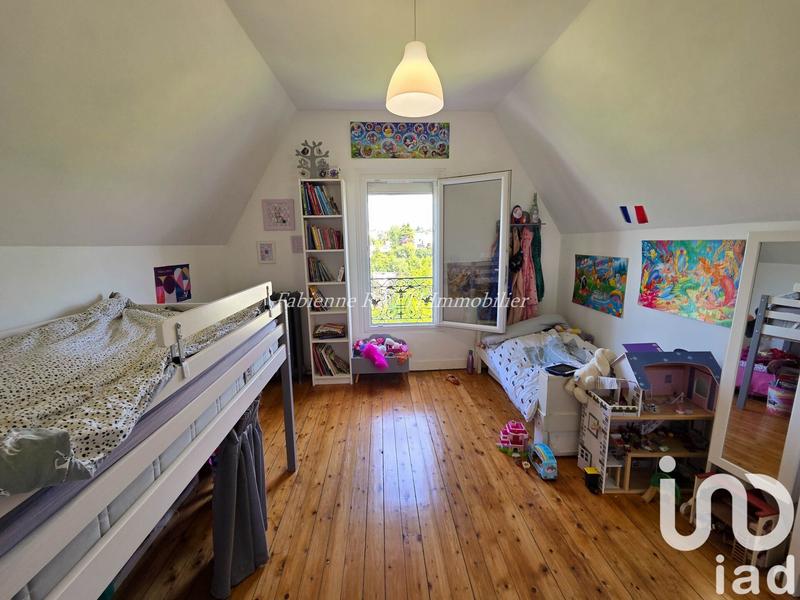 Maison - 204 m² - 7 pièces