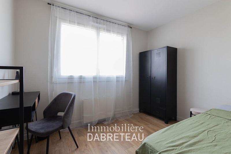 Appartement - 107 m² - 7 pièces