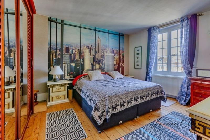 Maison - 126 m² - 10 pièces