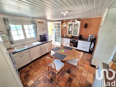 Maison - 201 m² - 10 pièces