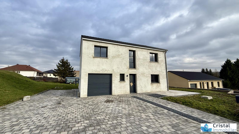 Maison - 135 m² - 6 pièces