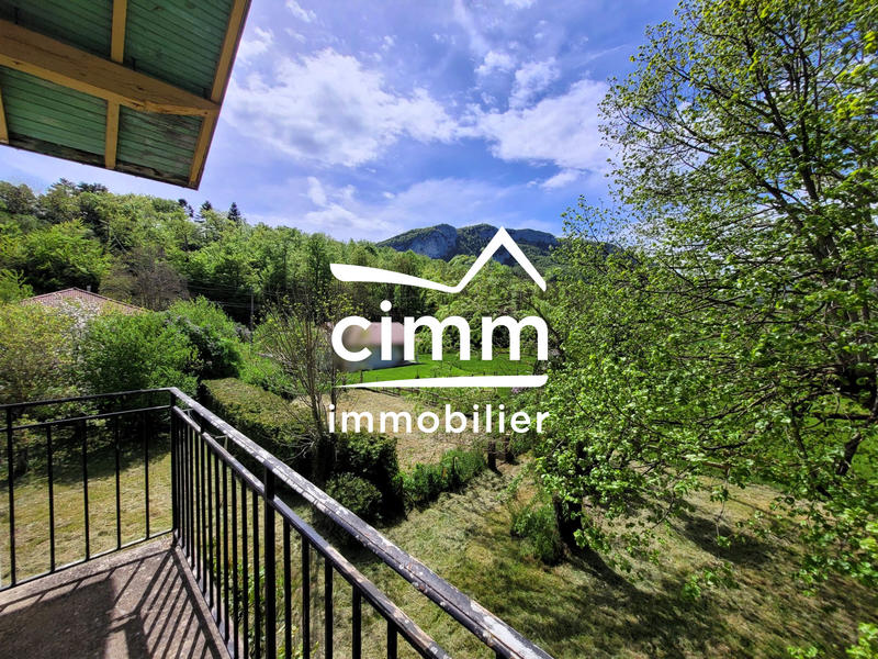 Maison - 140 m² - 4 pièces