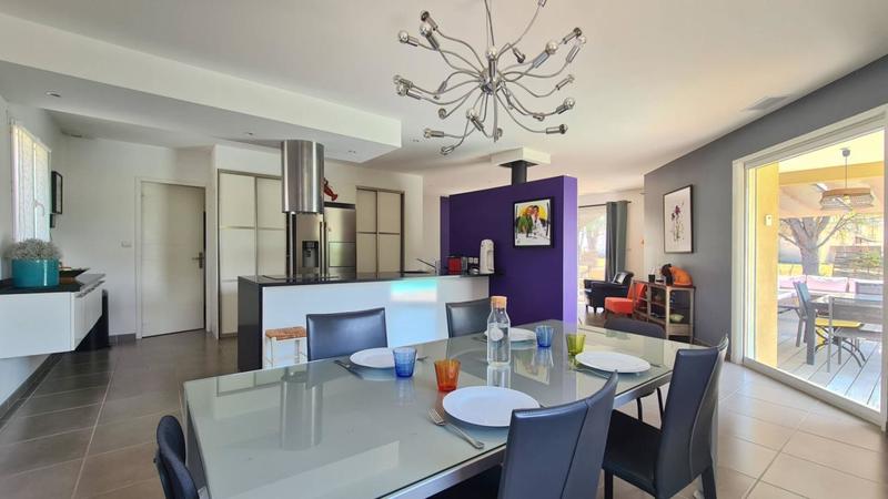 Villa - 159 m² - 6 pièces