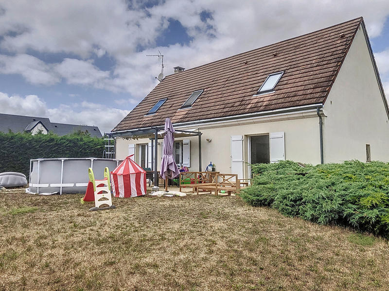 Maison - 167 m² - 6 pièces