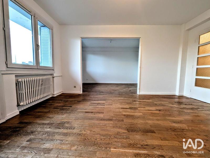 Appartement - 99 m² - 4 pièces