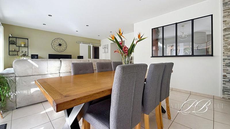 Maison - 120 m² - 6 pièces