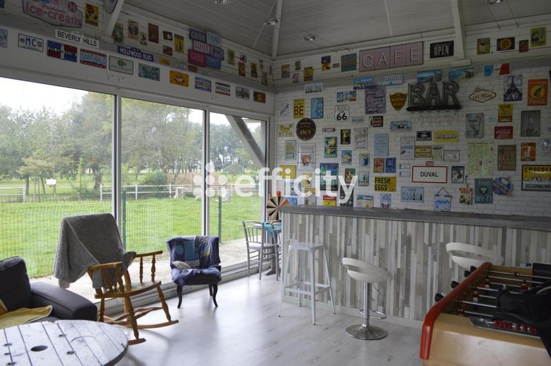 Demeure - 350 m² - 11 pièces