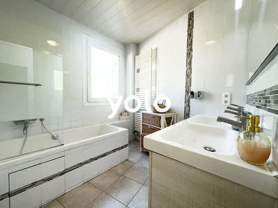 Maison - 112 m² - 4 pièces