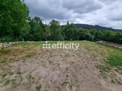 Maison - 200 m² - 4 pièces