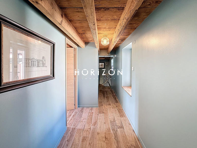 Maison ancienne - 220 m² - 8 pièces