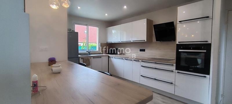 Maison - 101 m² - 5 pièces