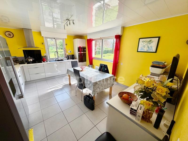 Maison - 154 m² - 9 pièces