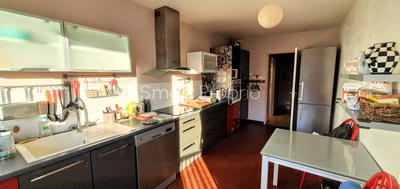 Appartement - 80 m² - 4 pièces