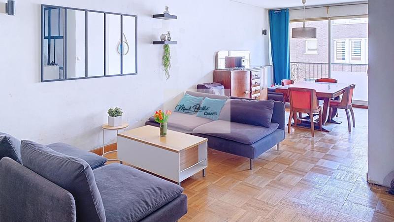 Maison - 286 m² - 9 pièces