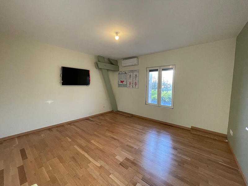 Maison - 167 m² - 6 pièces