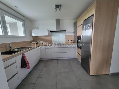 Maison - 135 m² - 6 pièces