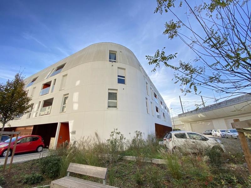 Appartement - 79 m² - 4 pièces