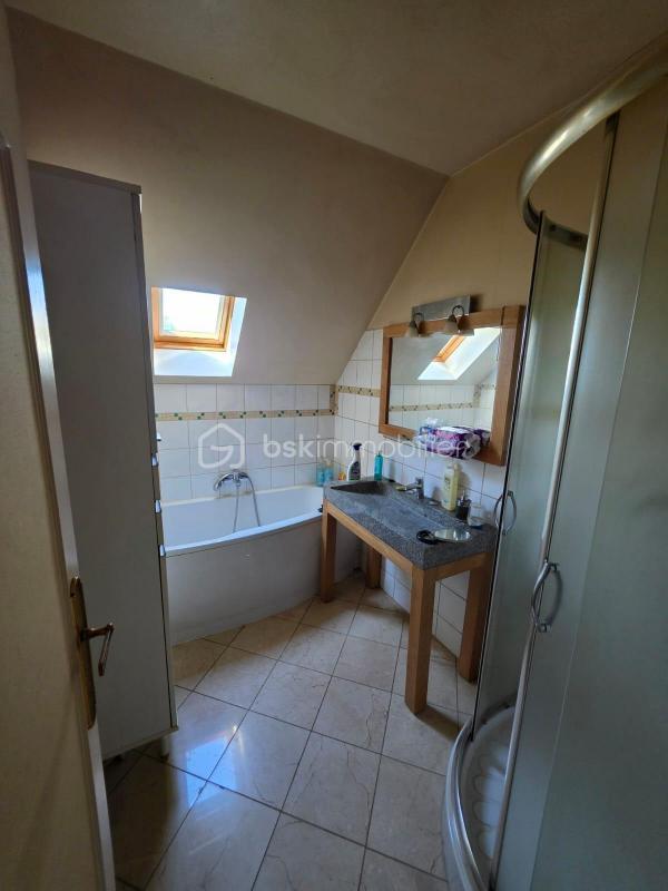 Maison - 185 m² - 7 pièces