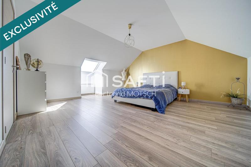 Maison - 177 m² - 8 pièces