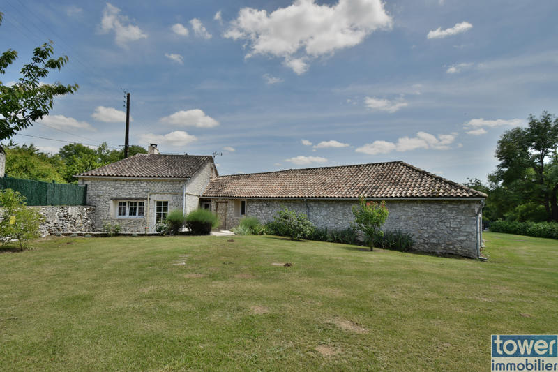 Propriété - 278 m² - 12 pièces