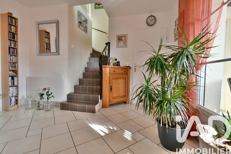 Maison - 179 m² - 8 pièces
