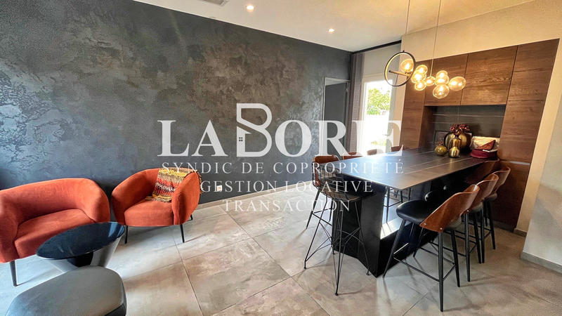 Villa - 140 m² - 5 pièces