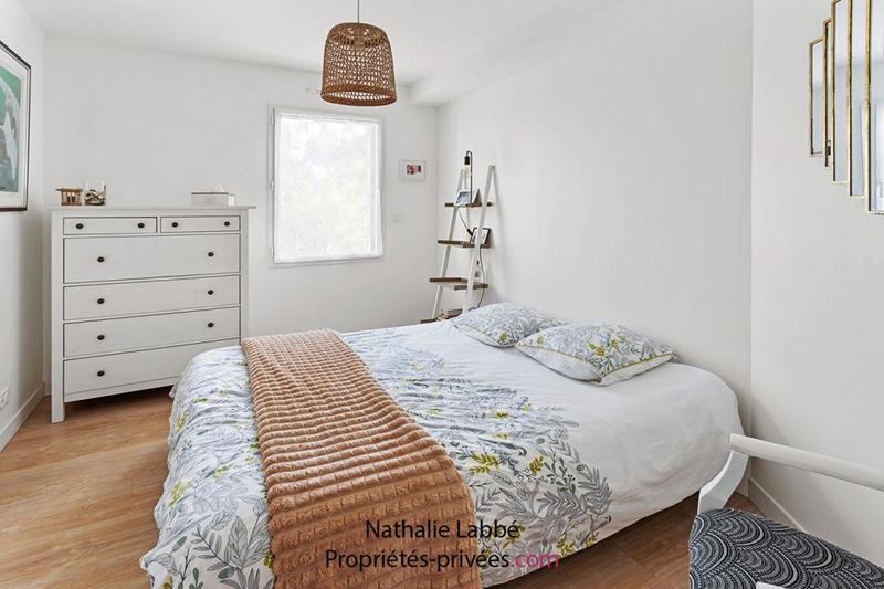 Maison - 210 m² - 9 pièces