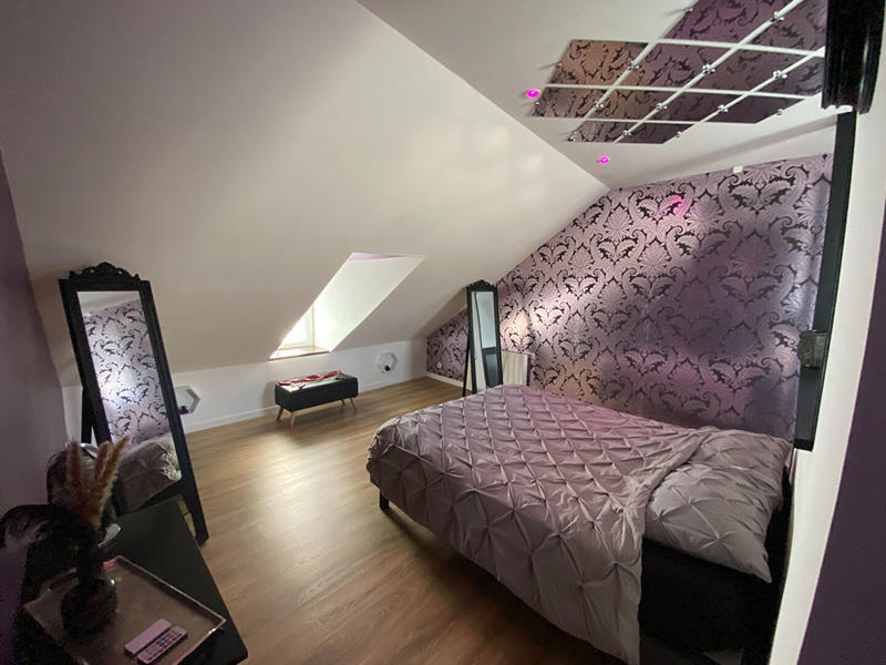 Maison - 147 m² - 12 pièces