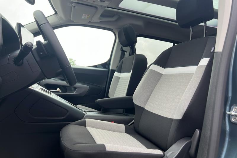 Citroën Berlingo Hdi 130 Eat8 Max Tpano