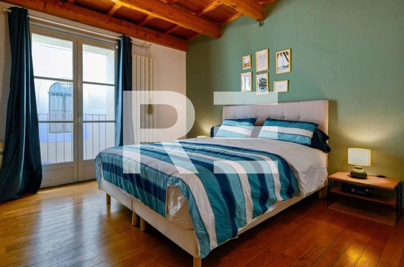 Maison - 166 m² - 6 pièces