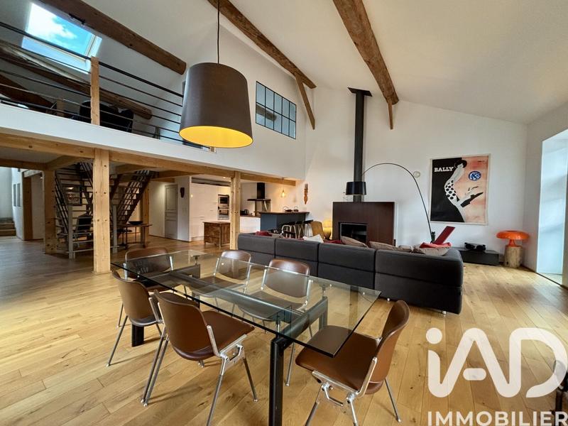 Maison - 160 m² - 6 pièces