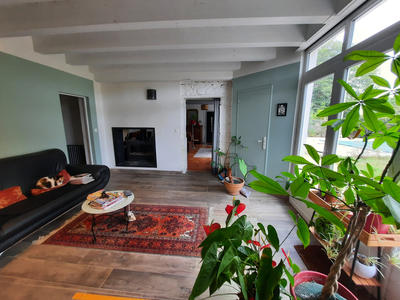 Maison - 248 m² - 7 pièces