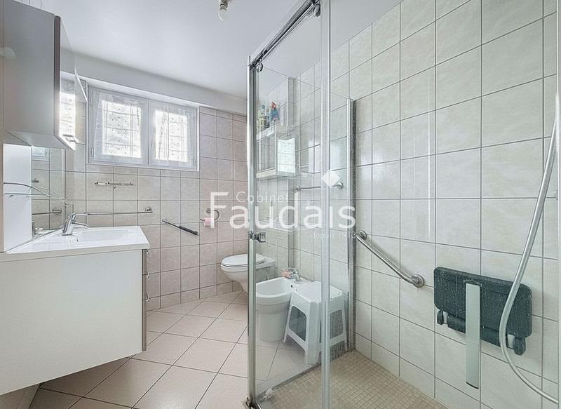 Maison - 80 m² - 5 pièces