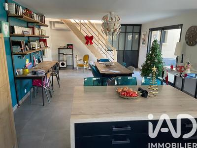 Maison - 186 m² - 9 pièces