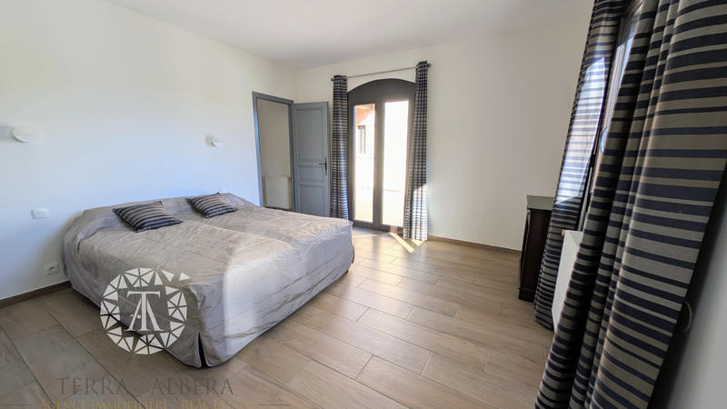 Villa - 165 m² - 5 pièces